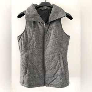 North Face vest size medium